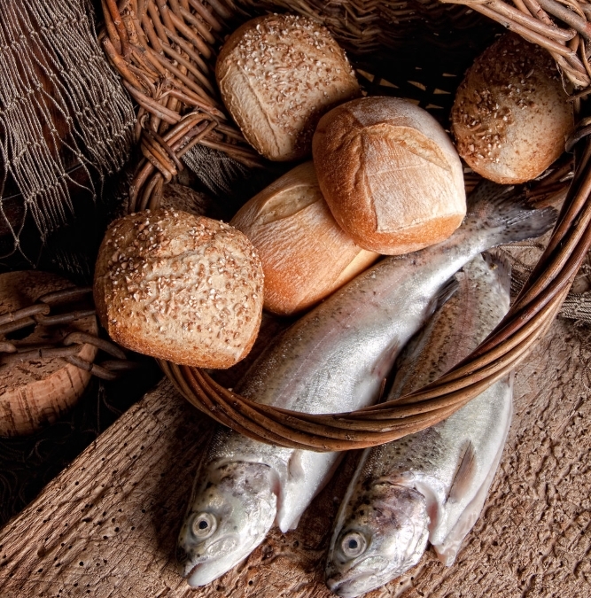 five loaves of bread and two fish